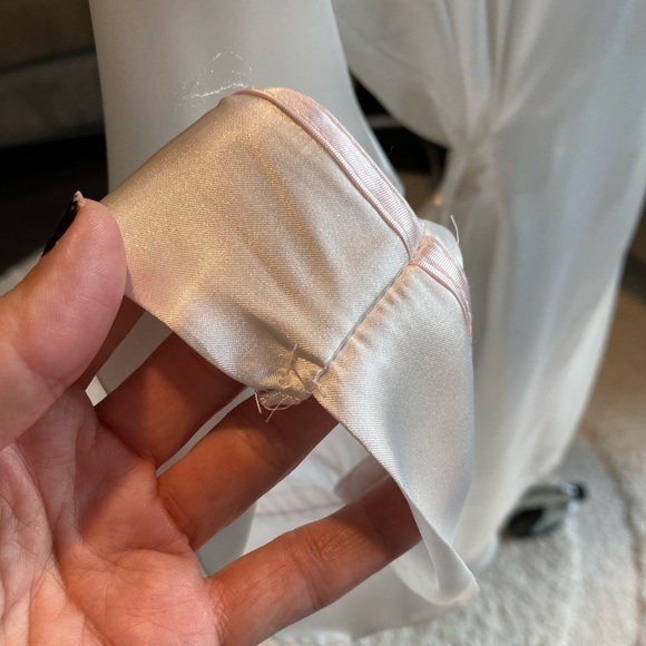 White and Pink Mrs. Robe with Chemise Set Size Medium Linea Donatella - Picture 14 of 14